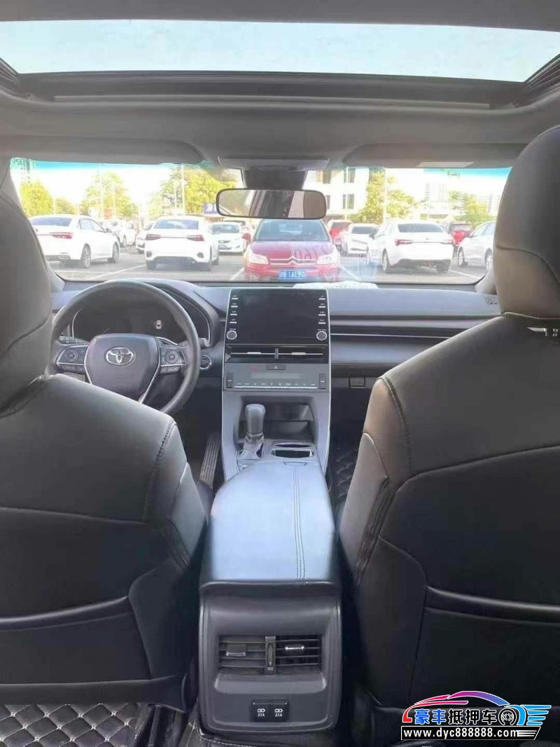 22年丰田亚洲龙轿车抵押车出售