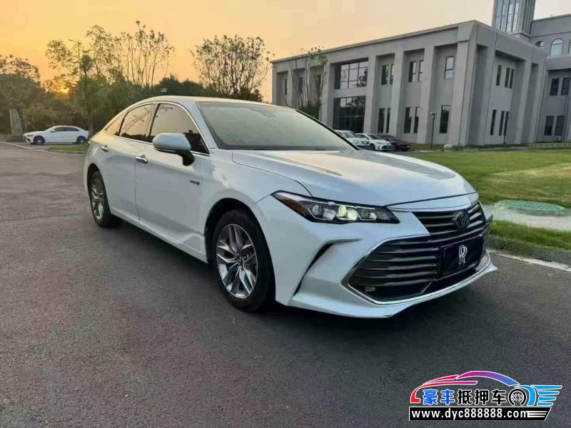 22年丰田亚洲龙轿车抵押车出售