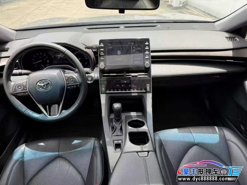 20年丰田亚洲龙轿车抵押车出售