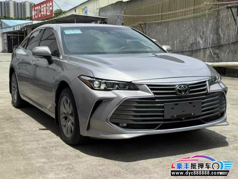 20年丰田亚洲龙轿车抵押车出售