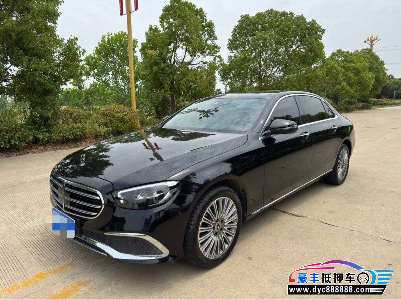 23年奔驰E轿车抵押车出售