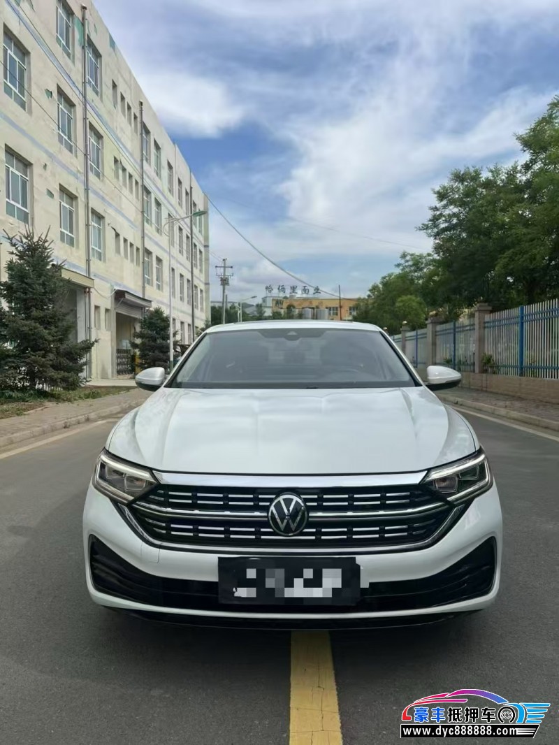 抵押车出售23年大众速腾轿车