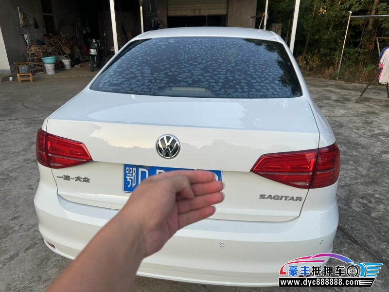 19年大众速腾轿车抵押车出售