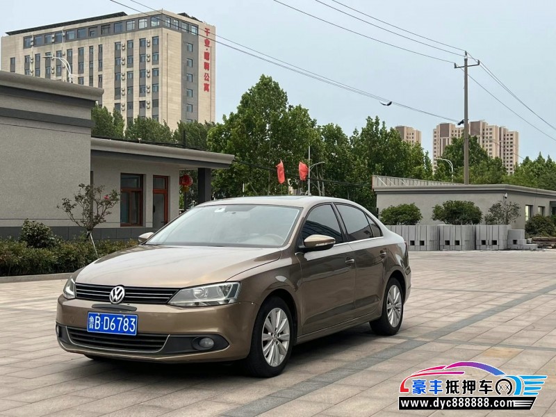 15年大众速腾轿车抵押车出售