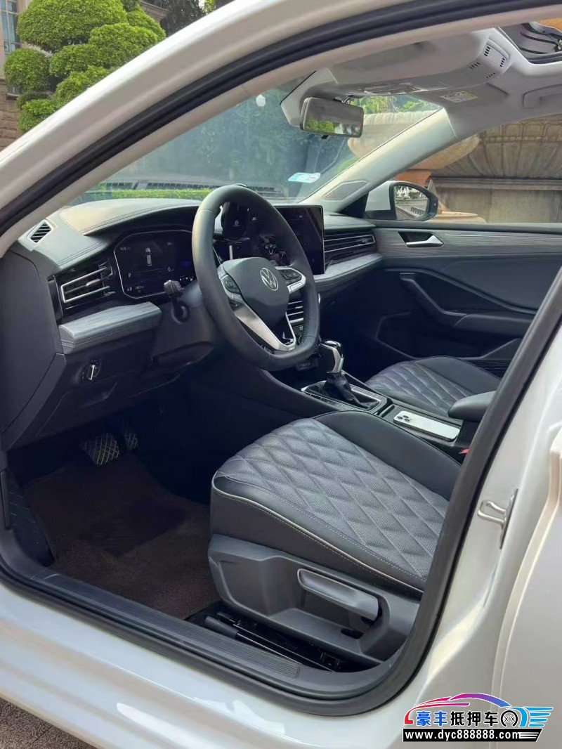 24年大众速腾轿车抵押车出售