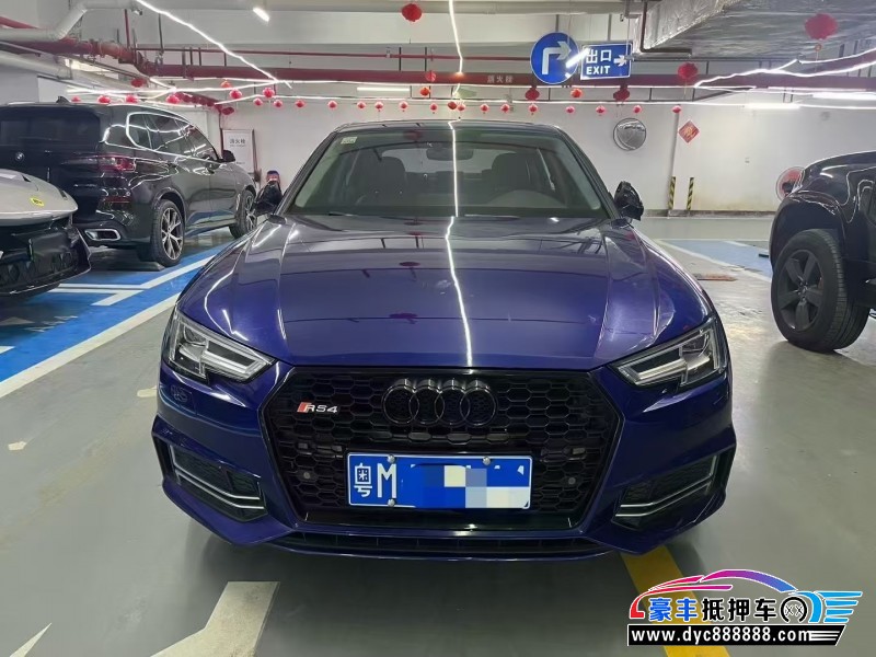 抵押车出售18年奥迪A4L轿车