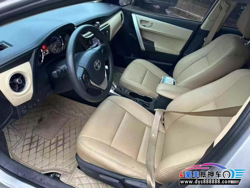 17年丰田卡罗拉轿车抵押车出售