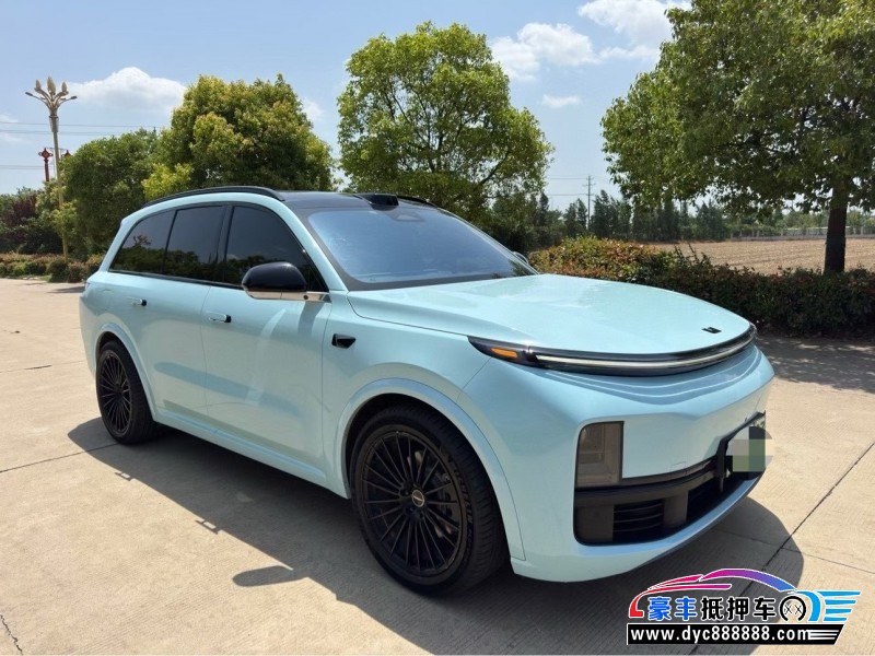 23年理想L8轿车抵押车出售