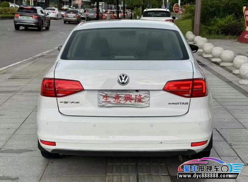 19年大众速腾轿车抵押车出售