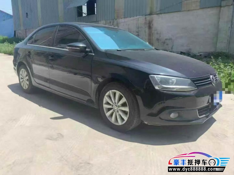 14年大众速腾轿车抵押车出售