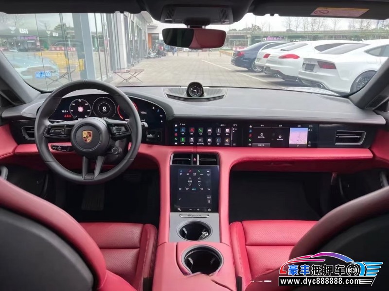 21年保时捷TaYcan轿车抵押车出售