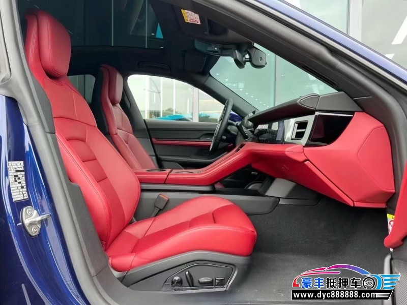 21年保时捷TaYcan轿车抵押车出售