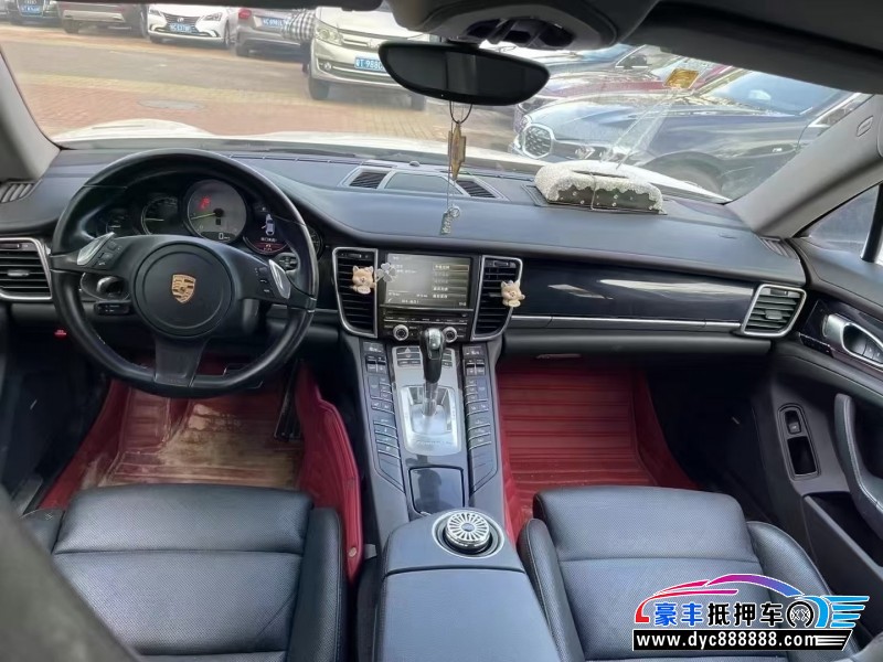 15年保时捷帕纳梅拉轿车抵押车出售