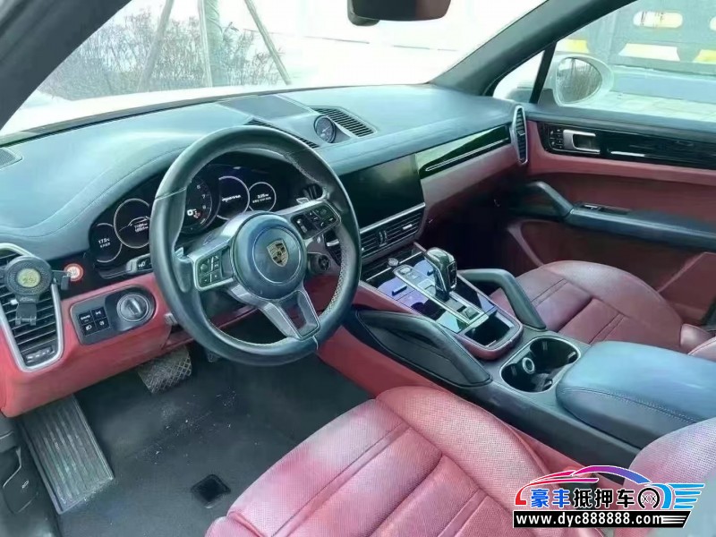 21年保时捷卡宴轿车抵押车出售