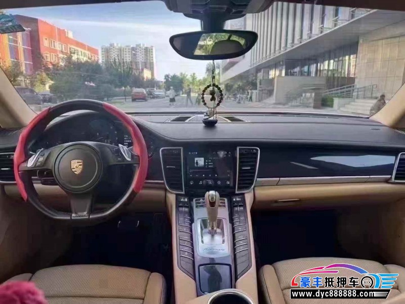 13年保时捷帕纳梅拉轿车抵押车出售