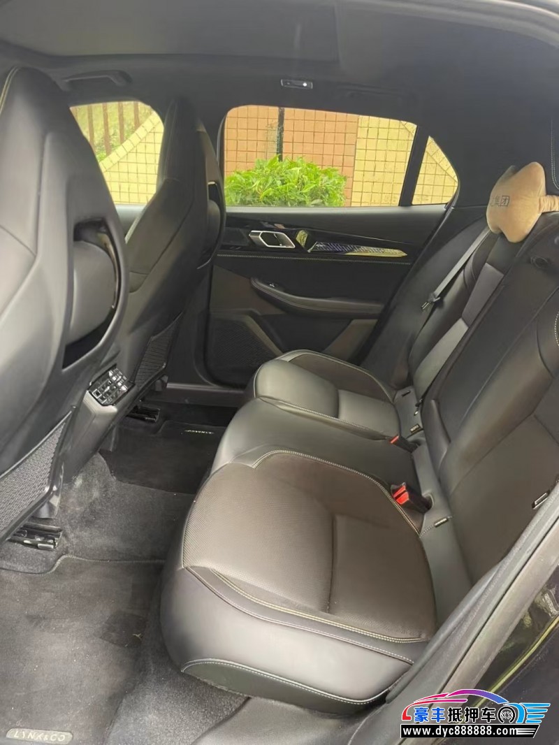 24年领克03轿车抵押车出售