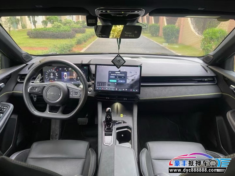 24年领克03轿车抵押车出售