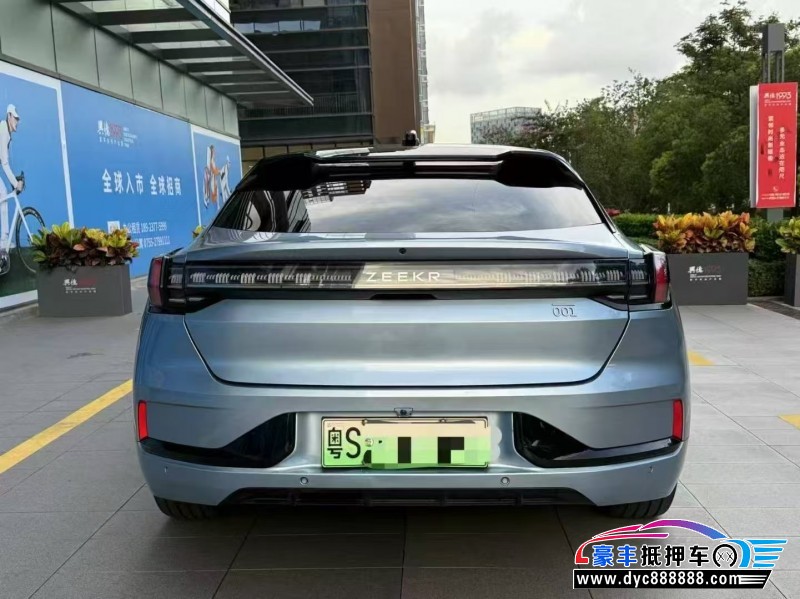 22年极氪001轿车抵押车出售