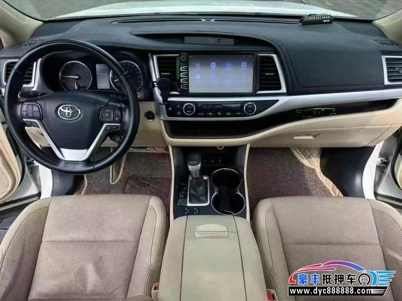 21年丰田汉兰达轿车抵押车出售