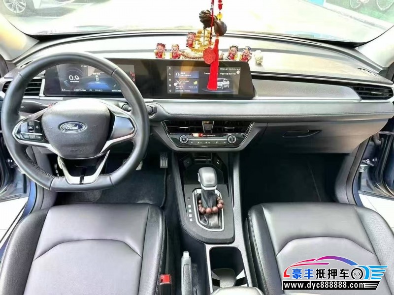 21年福特福睿斯轿车抵押车出售