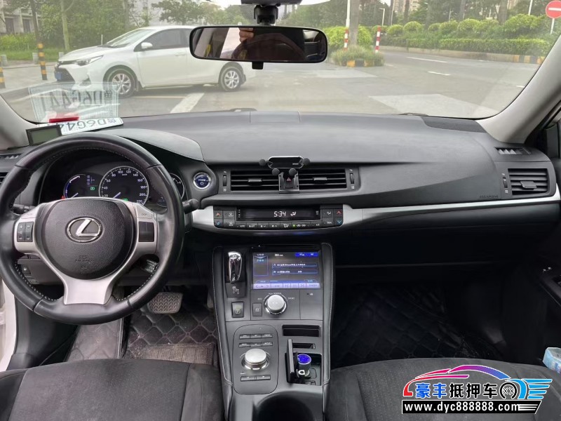 12年雷克萨斯CT轿车抵押车出售