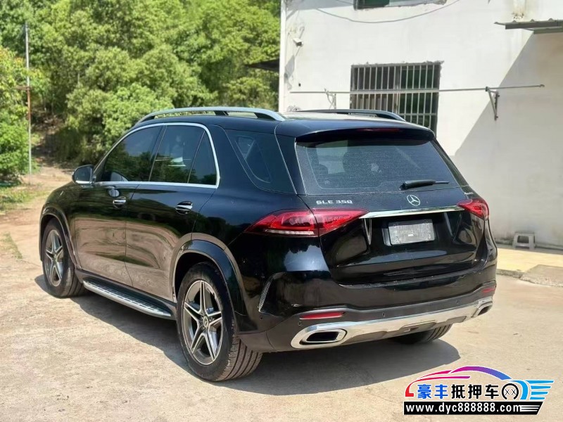 19年奔驰GLE轿车抵押车出售