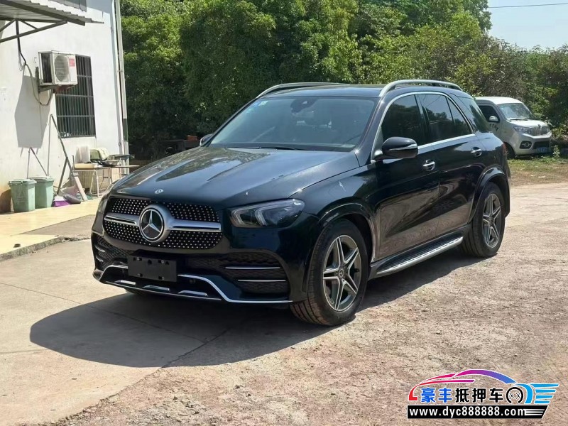 19年奔驰GLE轿车抵押车出售