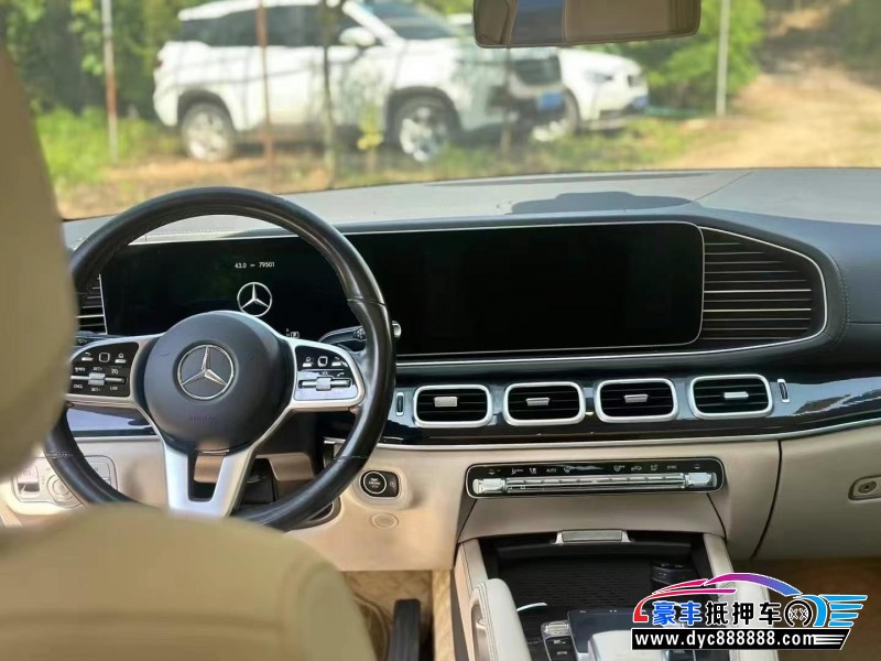 19年奔驰GLE轿车抵押车出售