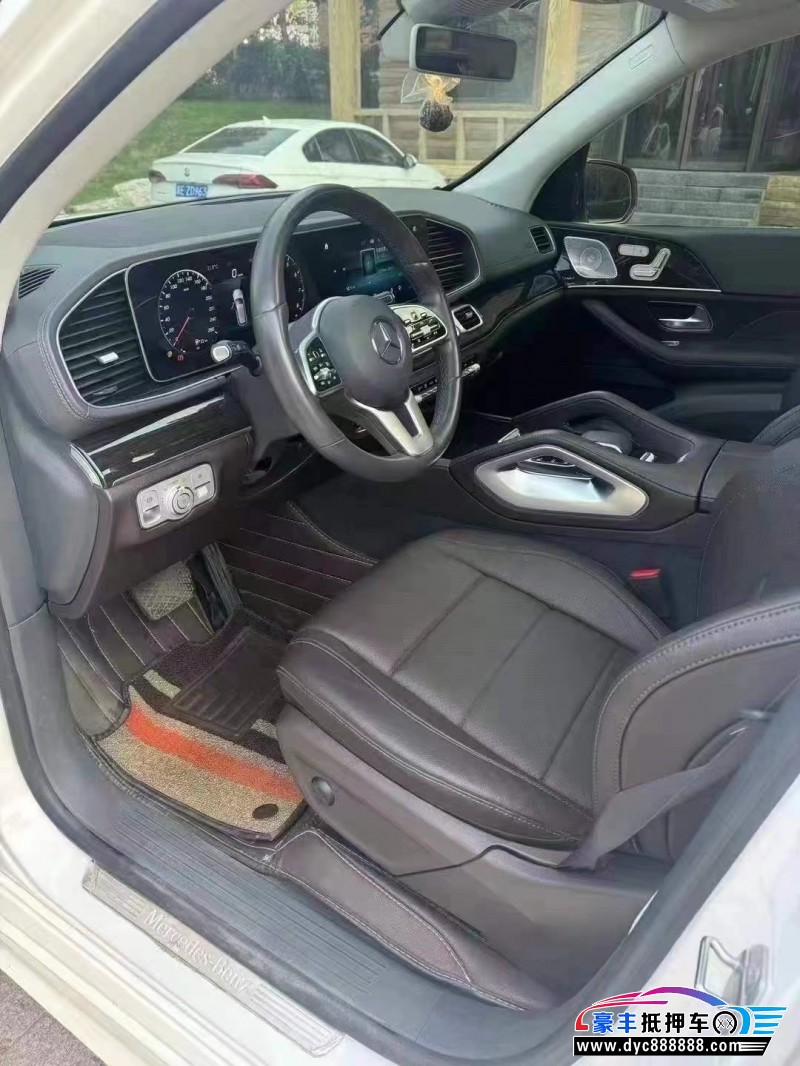 19年奔驰GLE轿车抵押车出售