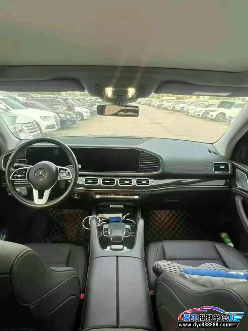 19年奔驰GLE轿车抵押车出售