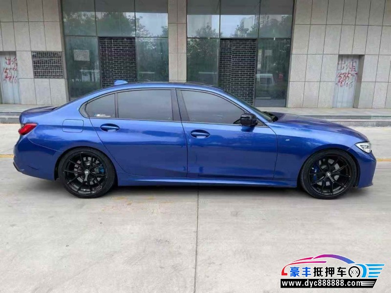 20年宝马3系轿车抵押车出售