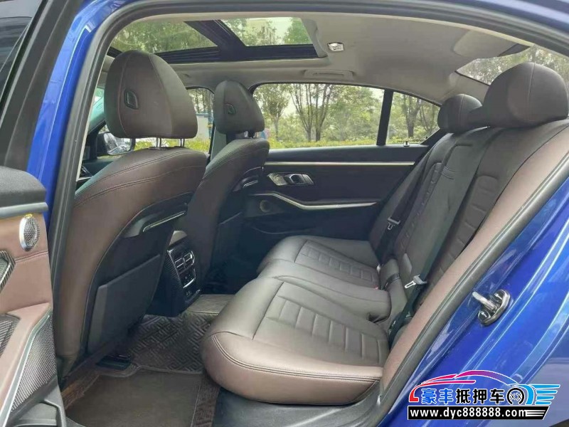 20年宝马3系轿车抵押车出售