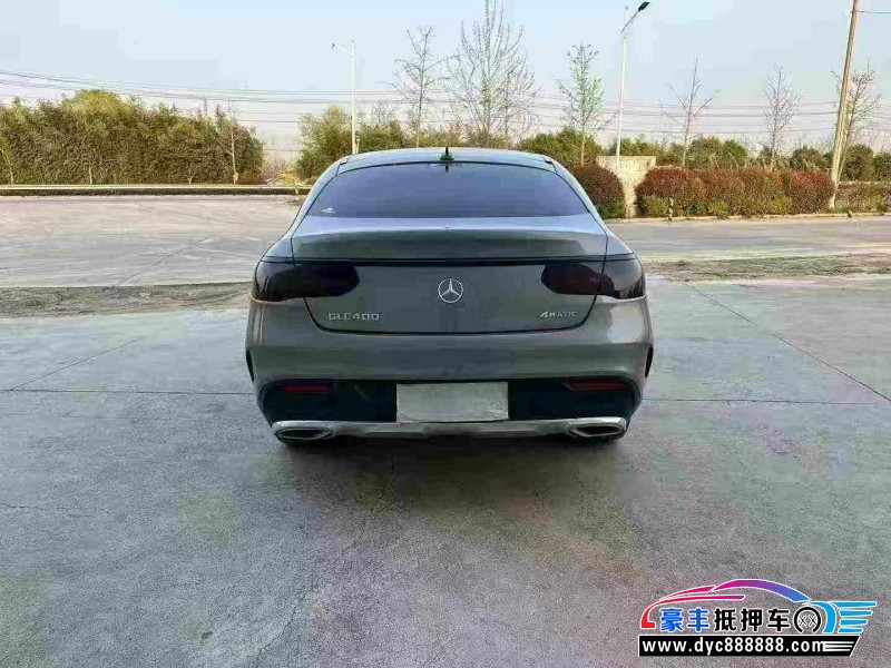 16年奔驰GLE轿车抵押车出售