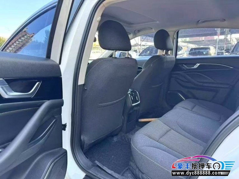 24年奔腾B70轿车抵押车出售