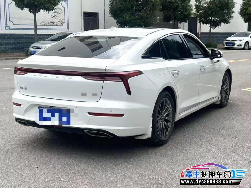 24年奔腾B70轿车抵押车出售