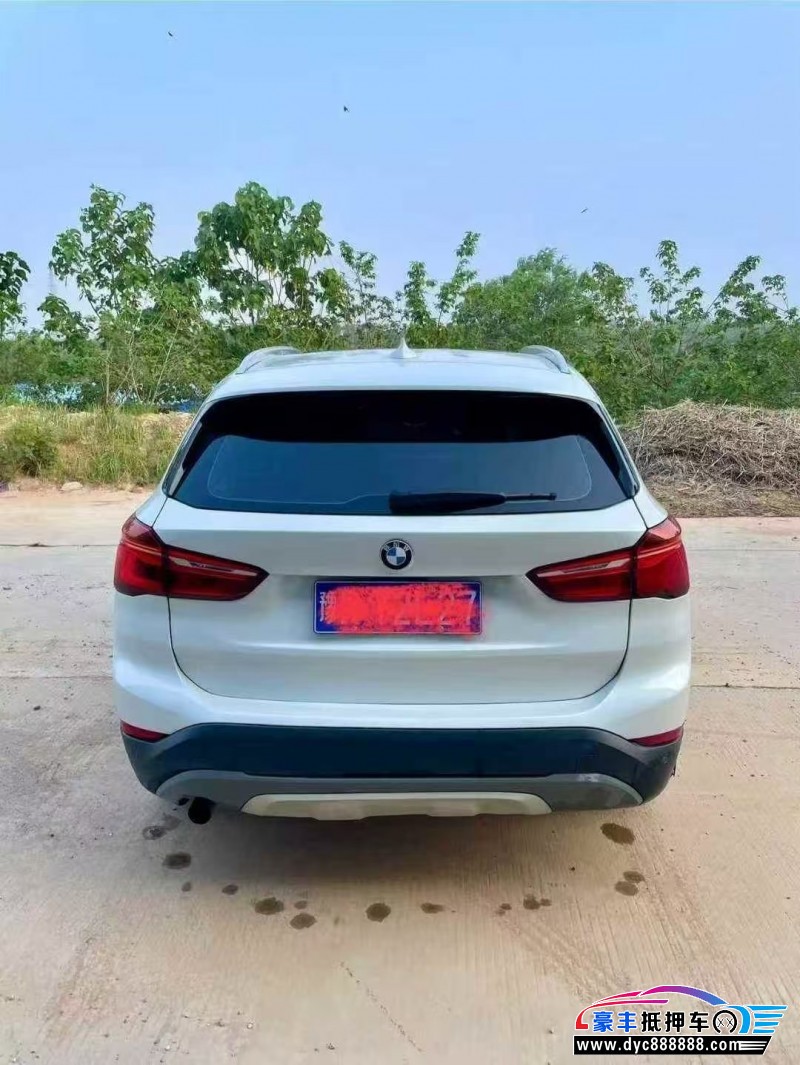 17年宝马X1轿车抵押车出售