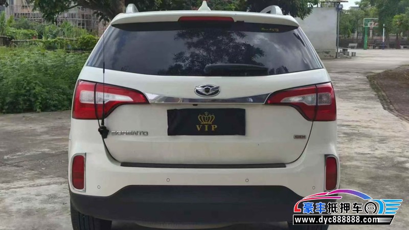 14年起亚索兰托轿车抵押车出售