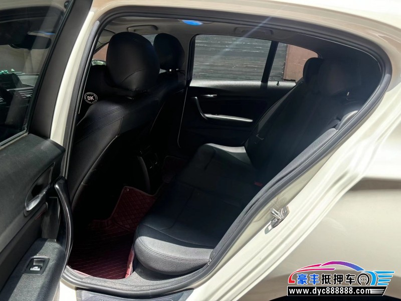 14年宝马1系轿车抵押车出售