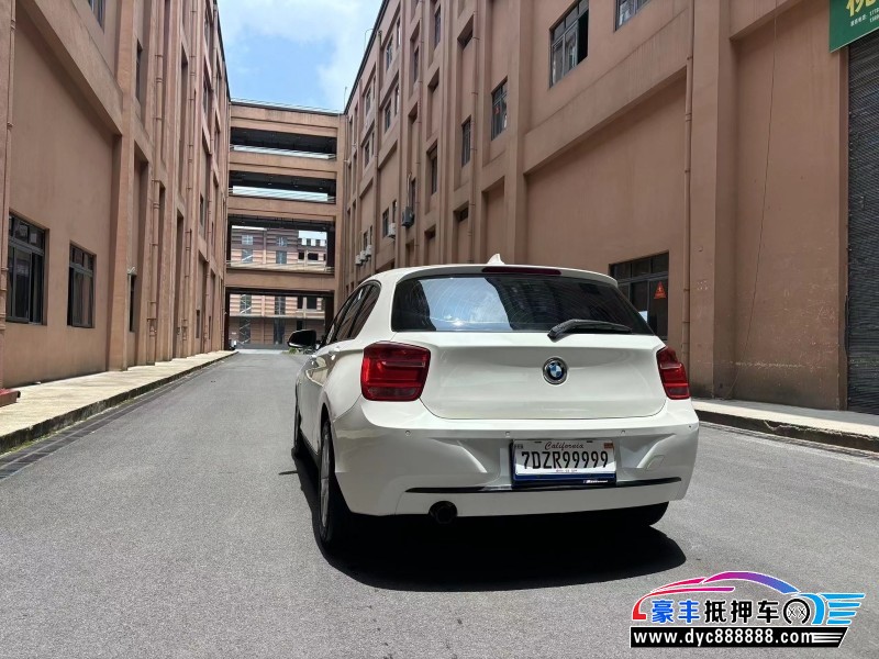 14年宝马1系轿车抵押车出售