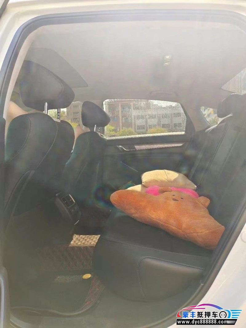 23年本田雅阁轿车抵押车出售