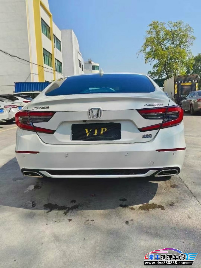 23年本田雅阁轿车抵押车出售