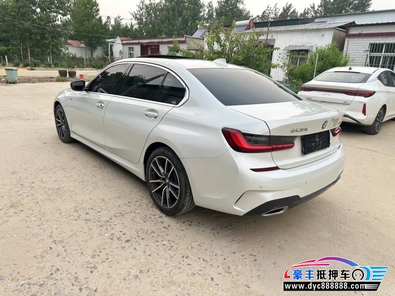 22年宝马3系轿车抵押车出售