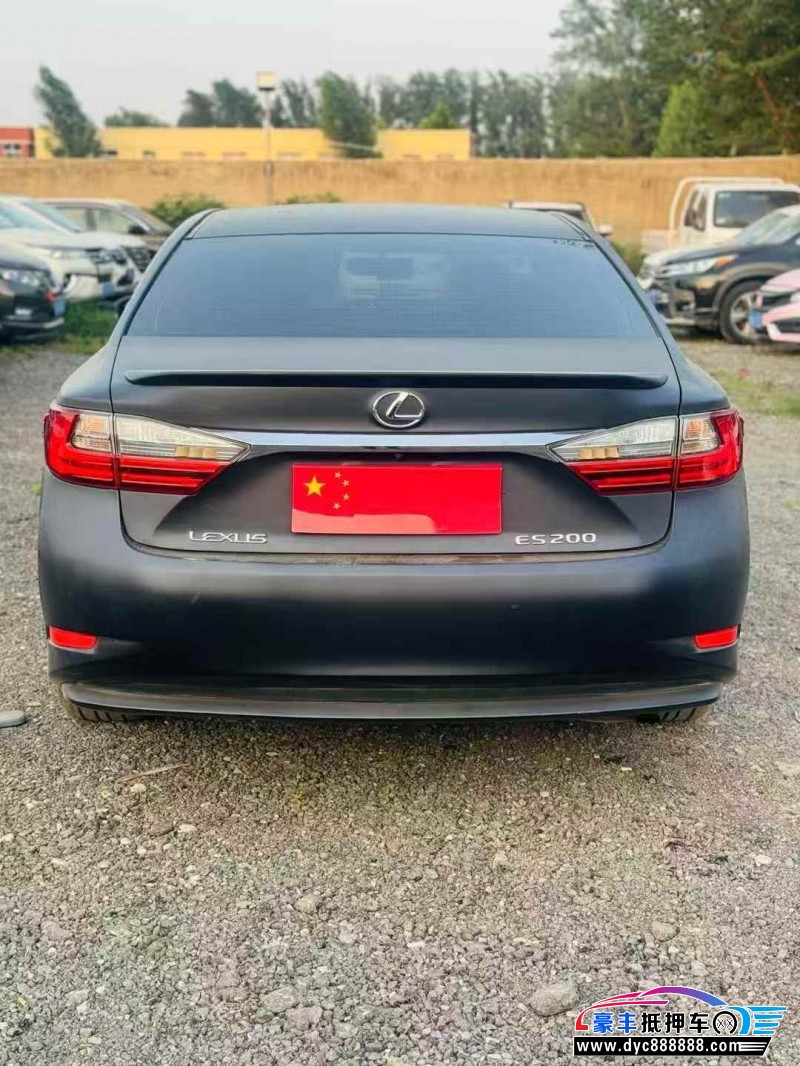 16年雷克萨斯ES轿车抵押车出售