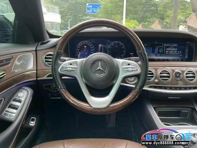 17年奔驰S轿车抵押车出售