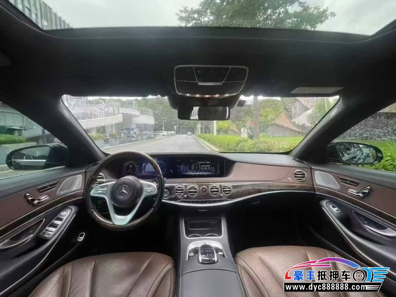 17年奔驰S轿车抵押车出售