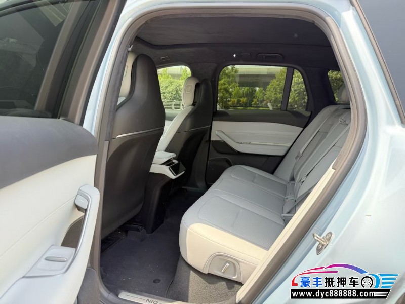 23年蔚来ES6轿车抵押车出售