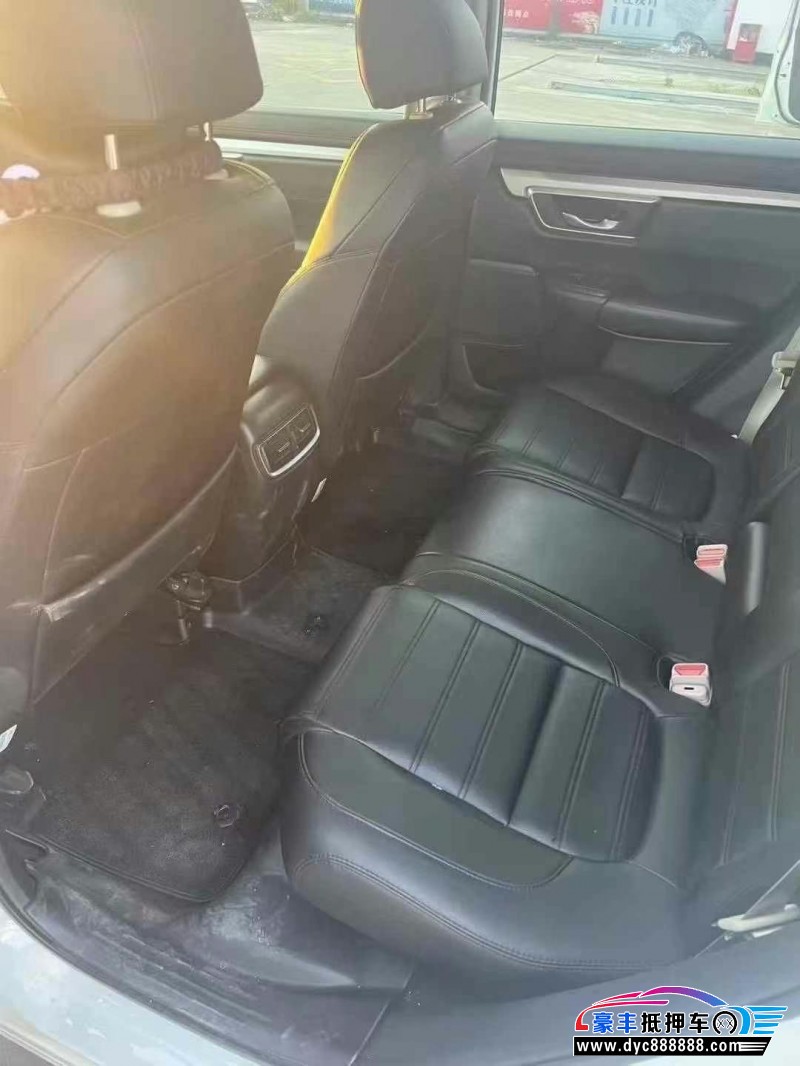 20年本田CR-V轿车抵押车出售