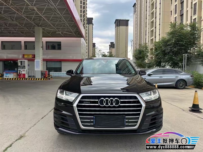 18年奥迪Q7轿车抵押车出售