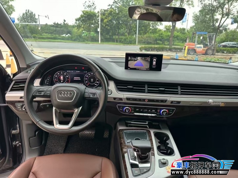 18年奥迪Q7轿车抵押车出售