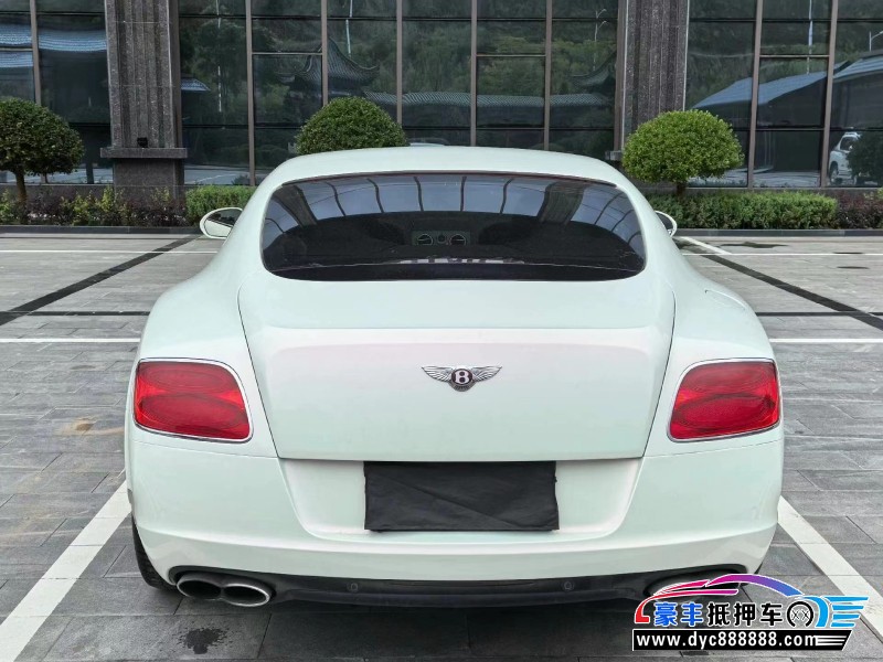 14年宾利欧陆轿车抵押车出售